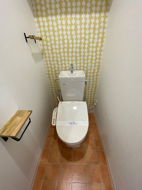 トイレ　※同タイプの他のお部屋です