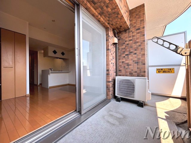 バルコニー　広々としたバルコニーです