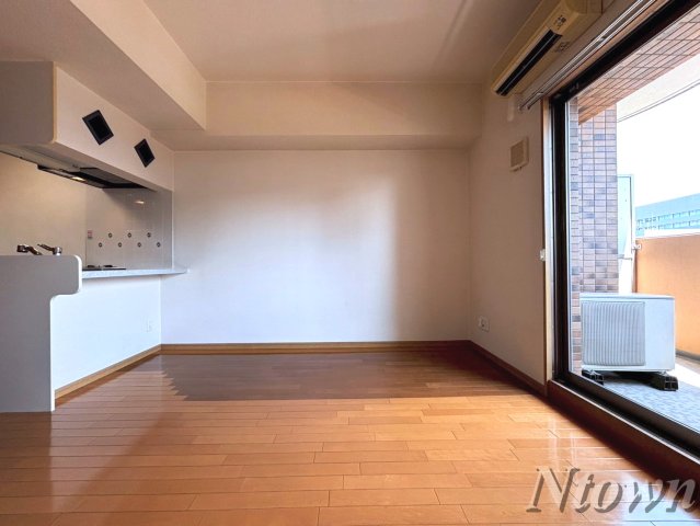 その他　ゆったりとした居間です