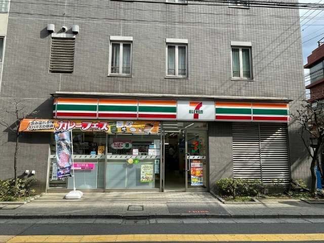 コンビニ　セブンイレブン新宿高田馬場１の南店（コンビニ）まで292m