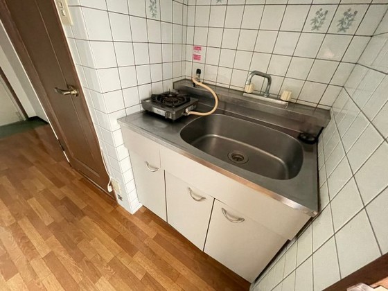 キッチン　※別号室の写真です。