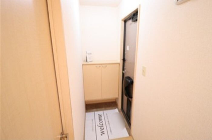 玄関　図面と現状に相違がある場合には現状を優先