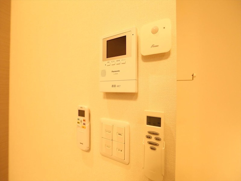 セキュリティ　ＴＶモニター付インターホン　同仕様写真