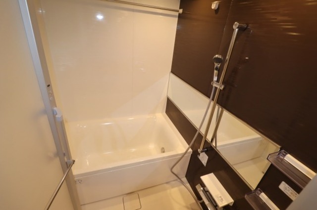 バス・シャワールーム　浴室