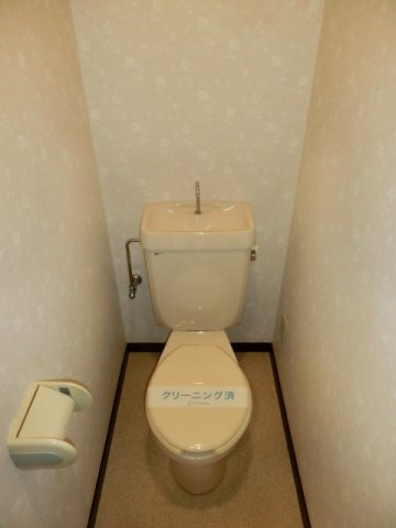 トイレ　バストイレセパレートタイプ。