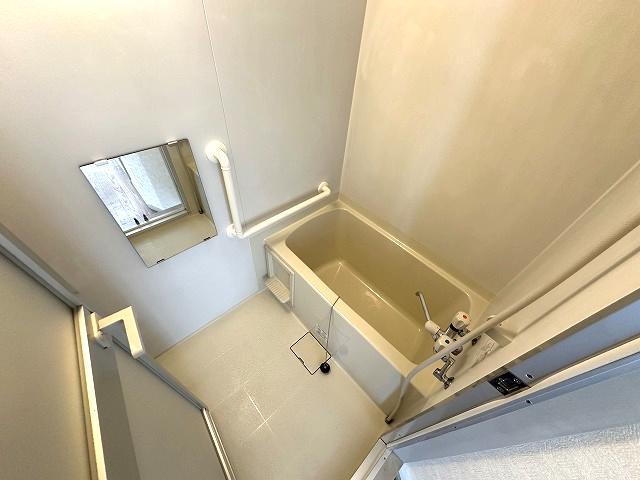 バス・シャワールーム　浴室