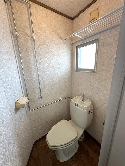 トイレ　トイレ