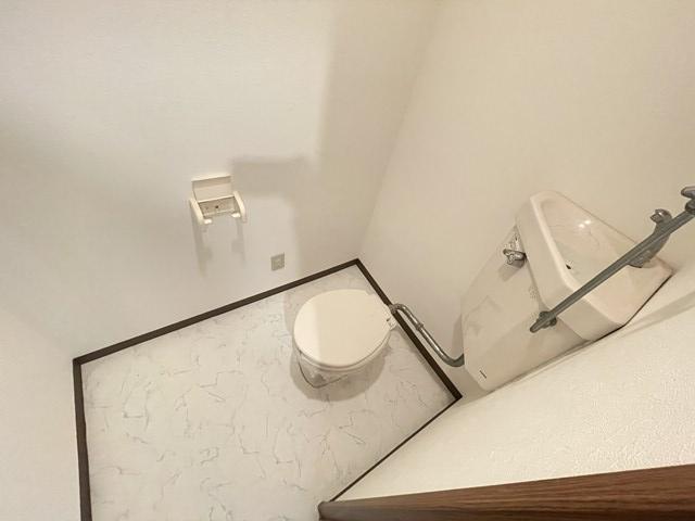 トイレ　トイレ