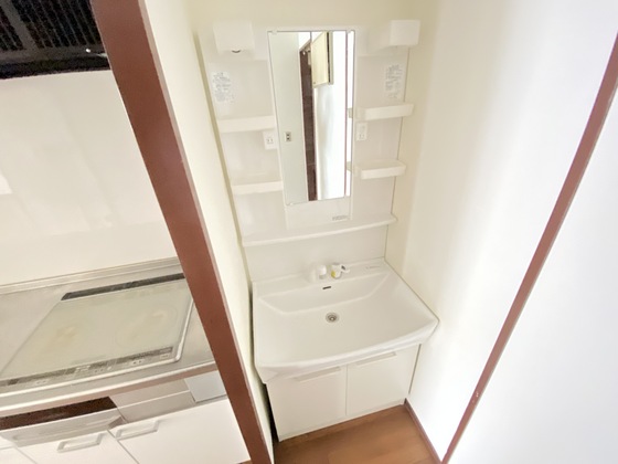 洗面設備　※別部屋の写真です