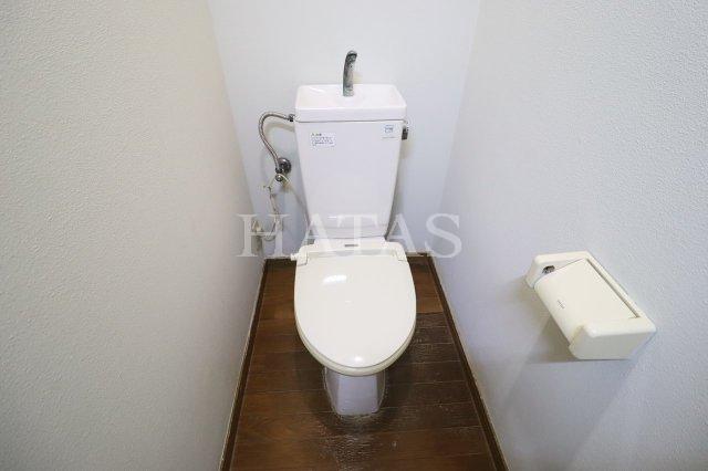 トイレ　同物件別部屋です。