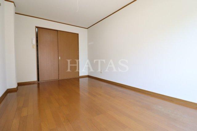 居室・リビング　同物件別部屋です。