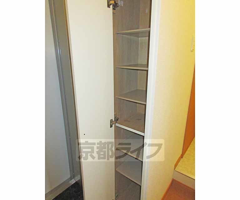 収納　何足も入るシューズボックス・