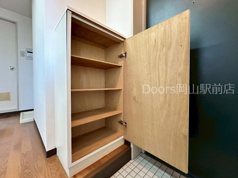 玄関　他のお部屋の写真です。