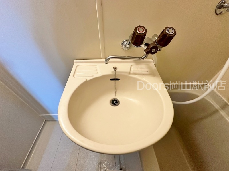 洗面設備　他のお部屋の写真です。