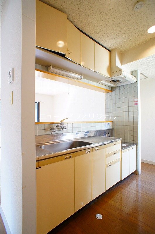 キッチン　キッチンは会話が弾む対面スタイルを採用