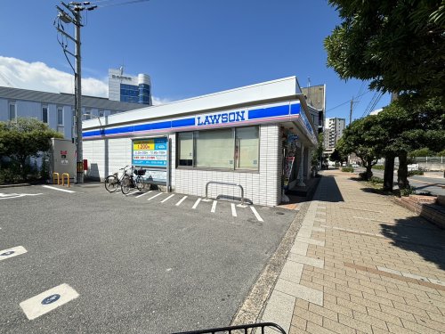 コンビニ　ローソン 吹田江の木町店（コンビニ）まで550m