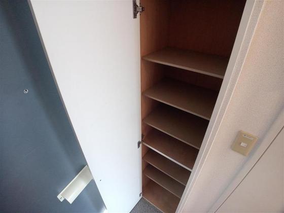 玄関　※他号室の写真です