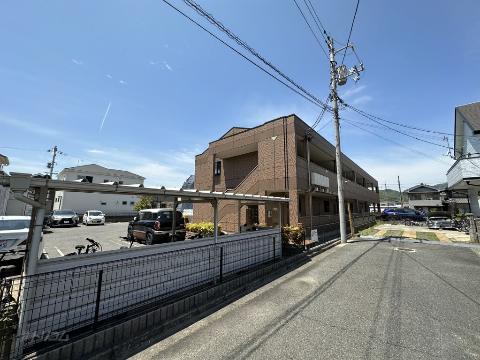 建物外観　外観写真（昼）