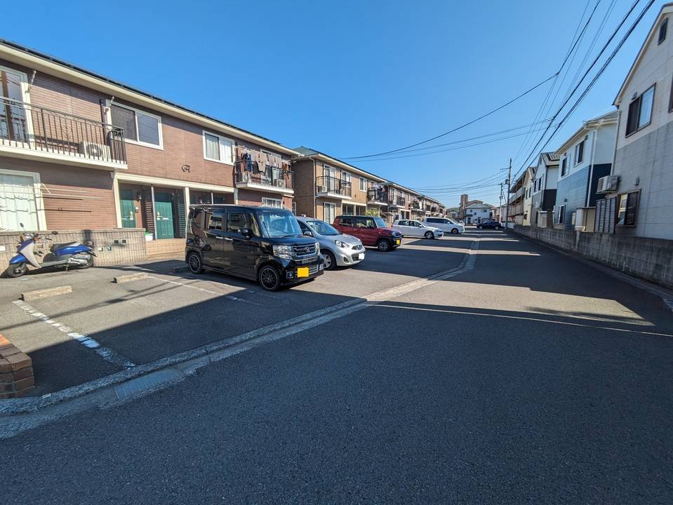 駐車場　駐車場