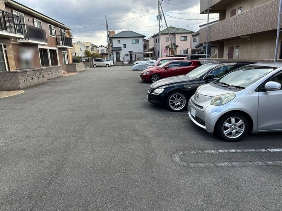 駐車場　駐輪場