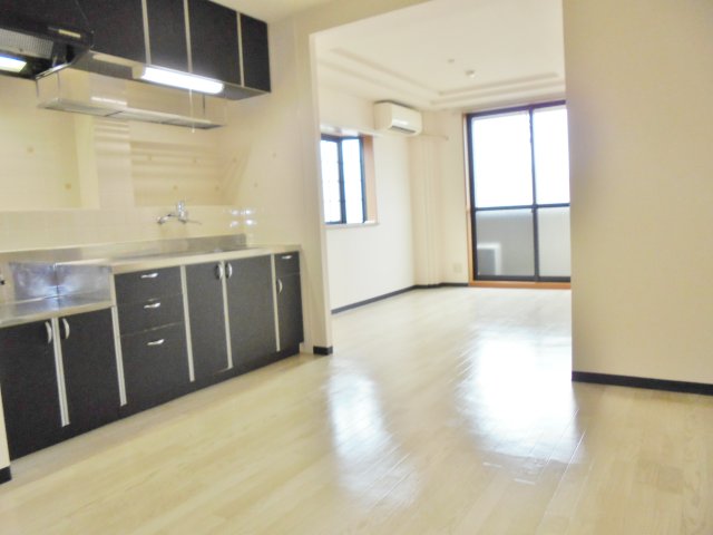 居室・リビング　LDK12帖