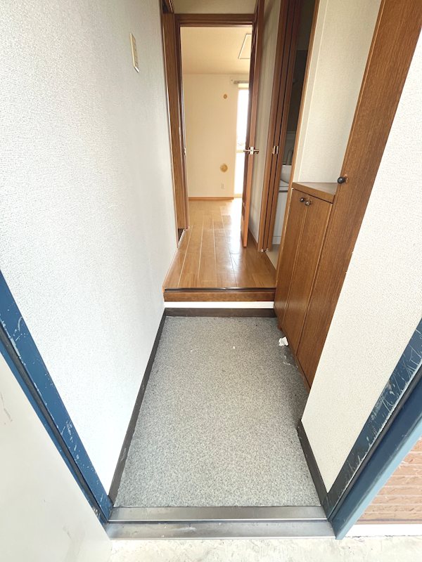 玄関　101の写真です