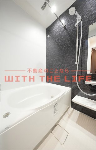 バス・シャワールーム　ゆったり過ごせるお風呂です