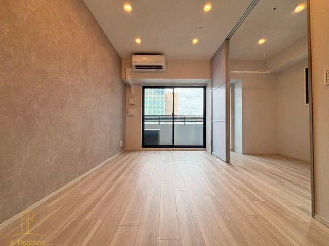 居室・リビング　コンフォリア・リヴ北浜淡路町