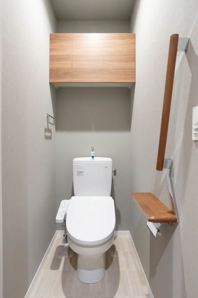 トイレ　トイレ