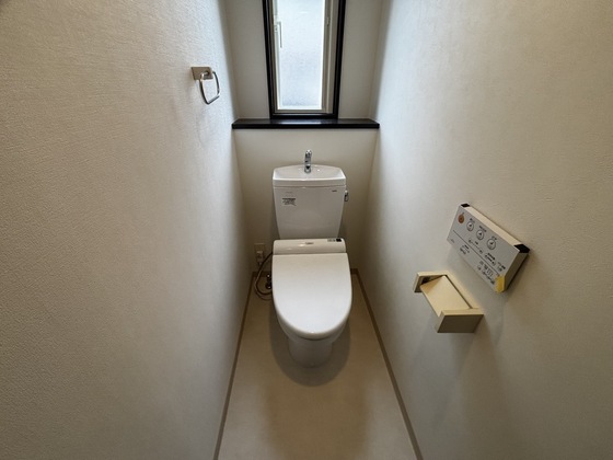 トイレ　※別部屋の写真です