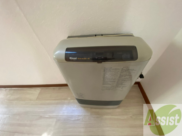 その他設備　灯油暖房が設置されてます、寒い冬もこれで安心ですね！