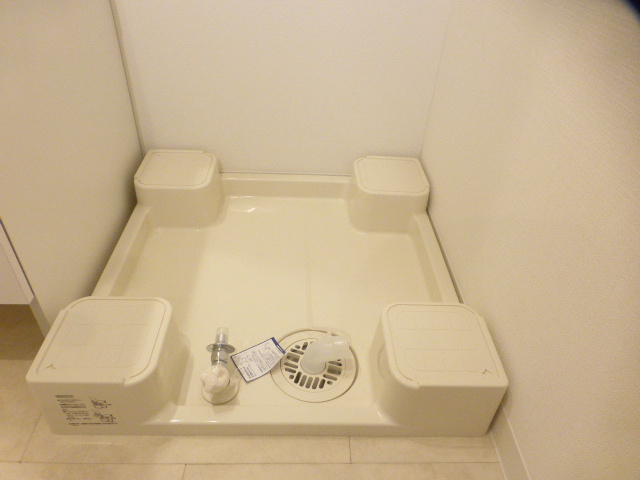 その他　室内洗濯機置場　防水パン付