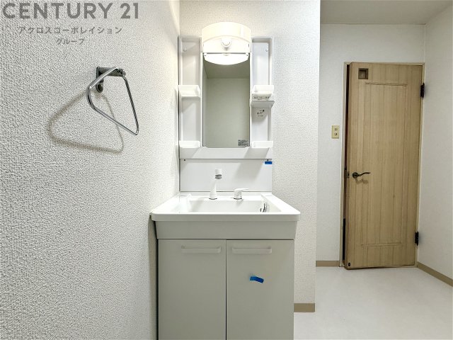 洗面設備　独立洗髪洗面化粧台です！