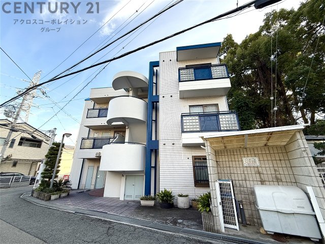 建物外観　居住者専用のごみ置き場あります！