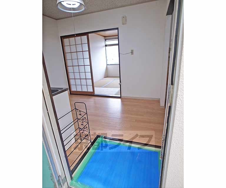 玄関　玄関からです～！