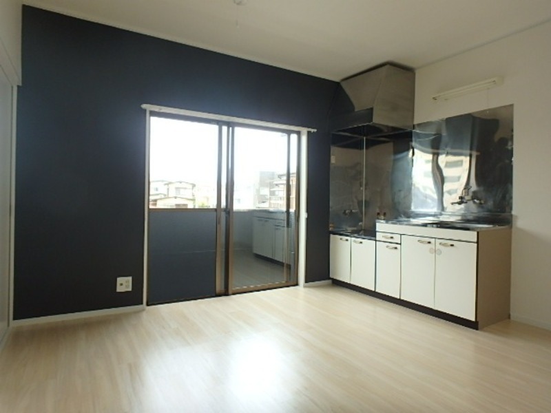 居室・リビング　図面と現状に相違がある場合には現状を優先