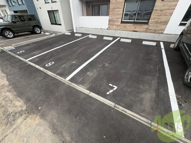 駐車場　駐車場