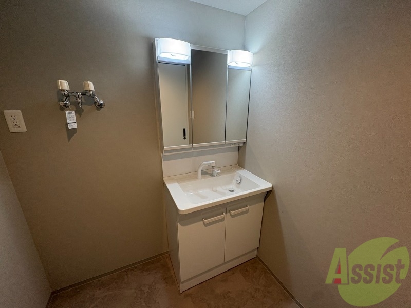 洗面設備　シャンプードレッサーで身支度もラクラクです！