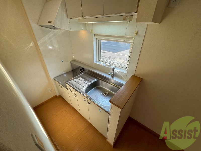 キッチン　キッチンはスペースも広々していて使いやすそうですよ！