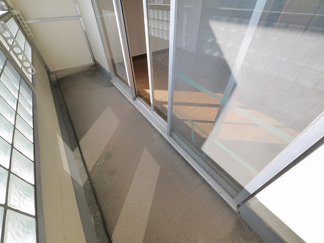 バルコニー　開放的で明るい空間を演出してくれるバルコニーです