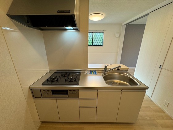 キッチン　※別部屋の写真です