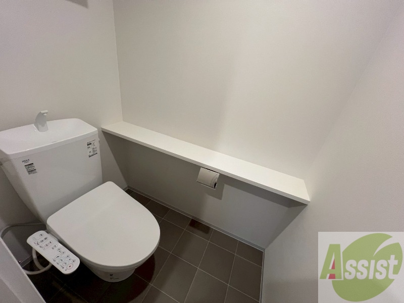 トイレ　こちらはトイレです。清潔感があり、安心して使用できます。