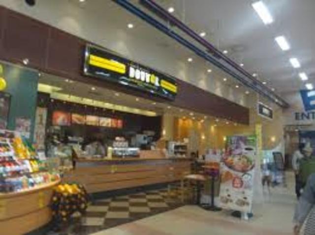 飲食店　ドトールコーヒーショップイズミヤ八尾店（飲食店）まで794m