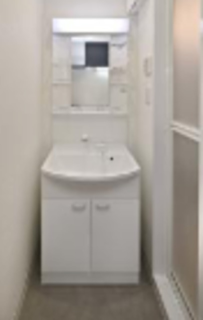 洗面設備　同仕様