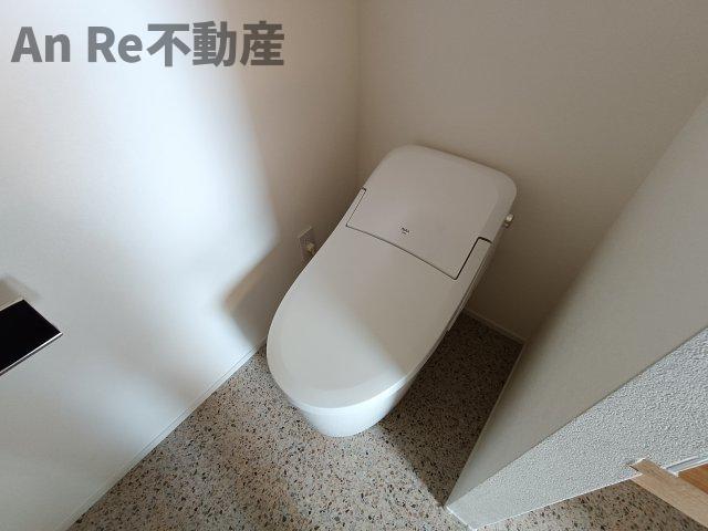 トイレ　別部屋イメージ写真