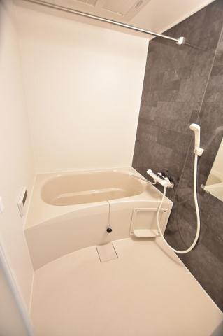 コンビニ　セブンイレブン（コンビニ）まで254m