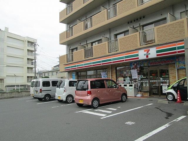 コンビニ　セブンイレブン長崎清水町店（コンビニ）まで683m