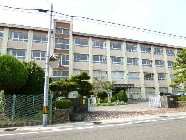 中学校　岐阜市立本荘中学校（中学校）まで1639m