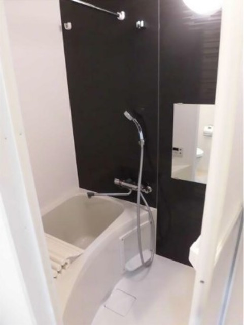 バス・シャワールーム　バスルーム