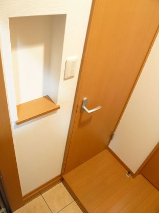 玄関　明るい玄関です